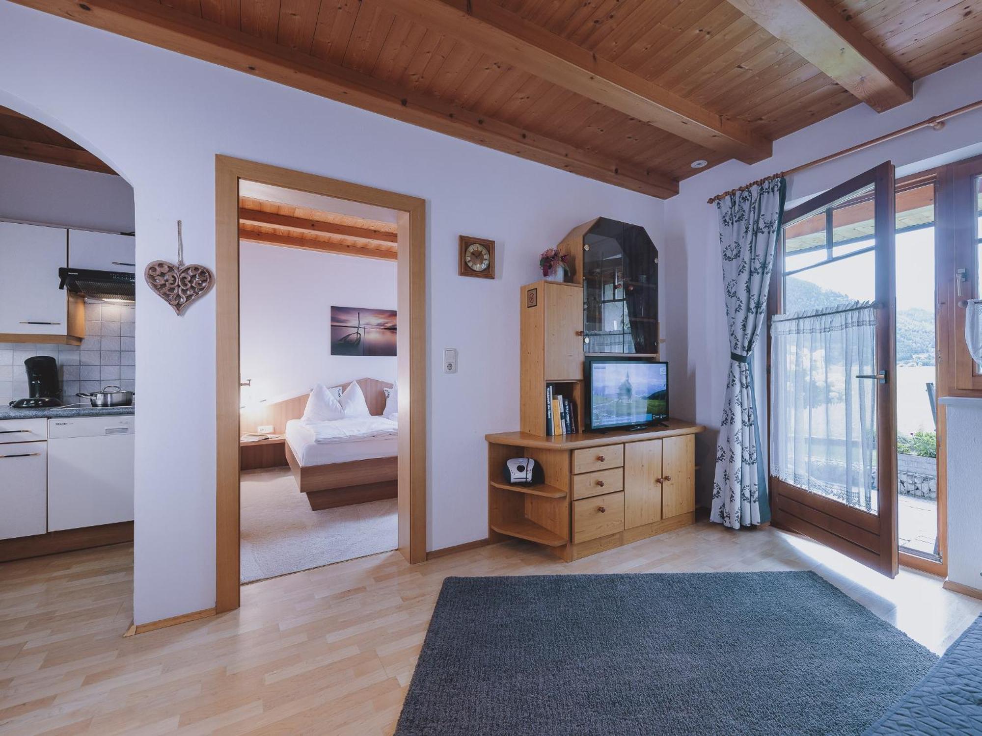 Lakeside Appartement Plattner By We Rent, Summercard Included Целль-ам-Зе Экстерьер фото